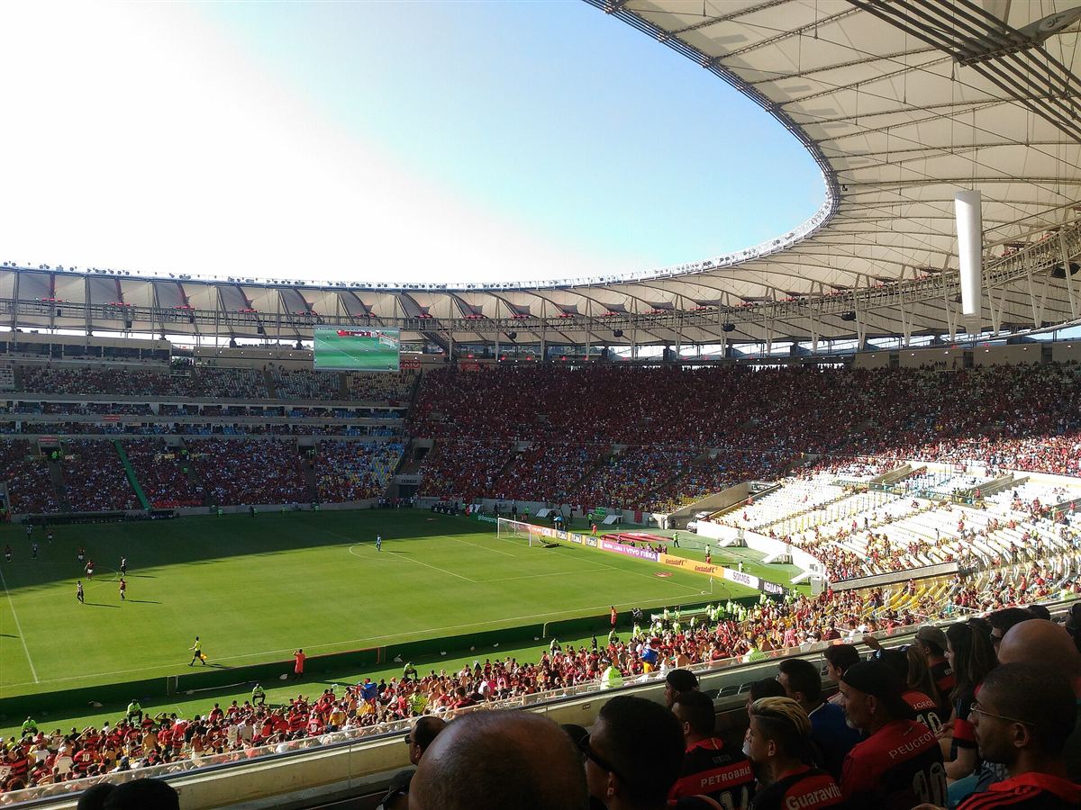 Vista da arquibancada do Maracanã em um jogo do Flamengo